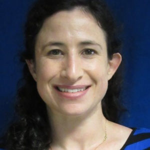Photo of Leah Bloomberg
